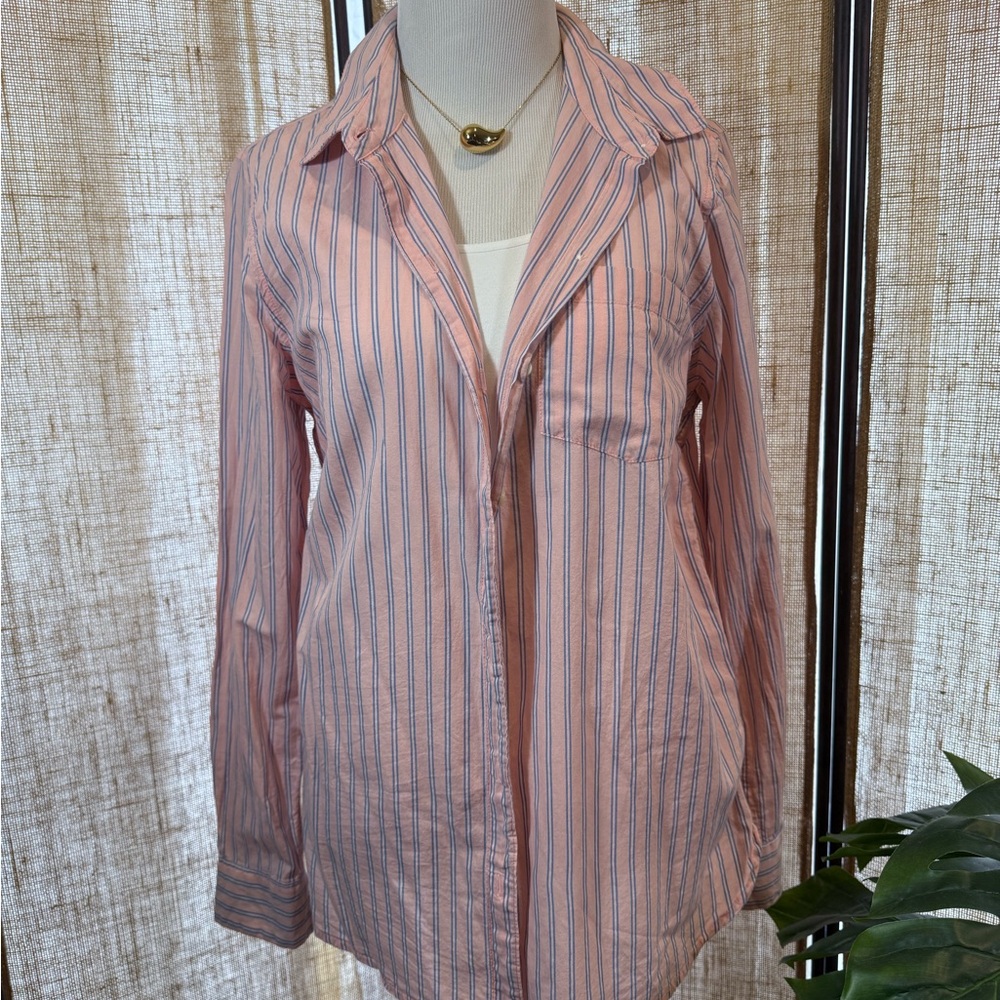 Old Navy Striped Long Sleeve Pink Button-Up Women's Top